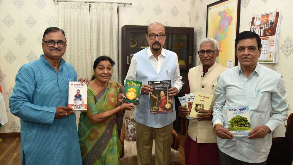 छत्तीसगढ़ी को आठवीं अनुसूची में शामिल कराने के लिए सकारात्मक पहल छत्तीसगढ़ी को आठवीं अनुसूची में शामिल कराने के लिए सकारात्मक पहल