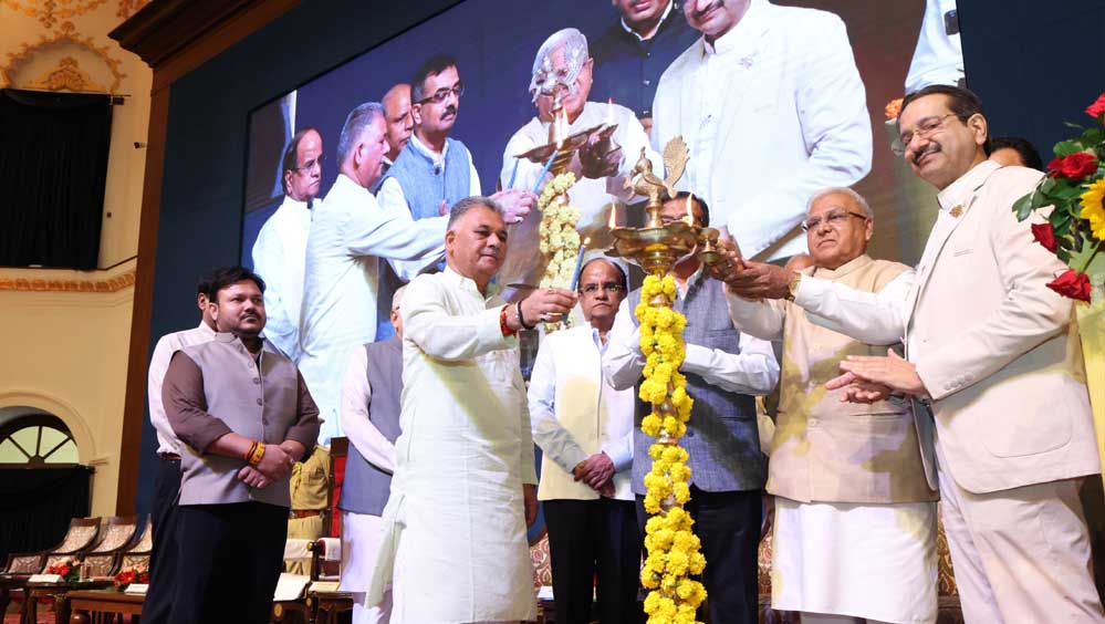 हमारी ज्ञान परंपरा में व्यावहारिकता, गहनता और जीवन का दर्शन : राज्यपाल पटेल