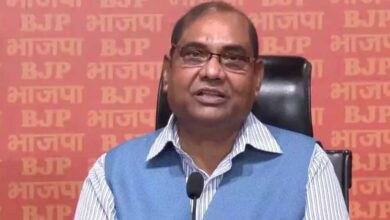 सपा का तुष्टिकरण और कथनी-करनी का सच सपा का तुष्टिकरण और कथनी-करनी का सच