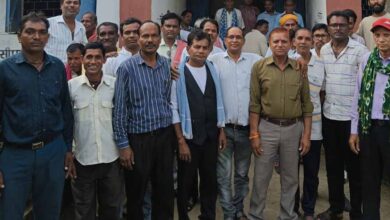 पंधी में महरा वस्त्रकार समाज की अहम बैठक, आसपास के कई गांवों से पहुंचे समाजजन; संगठन को मजबूत करने पर मंथन