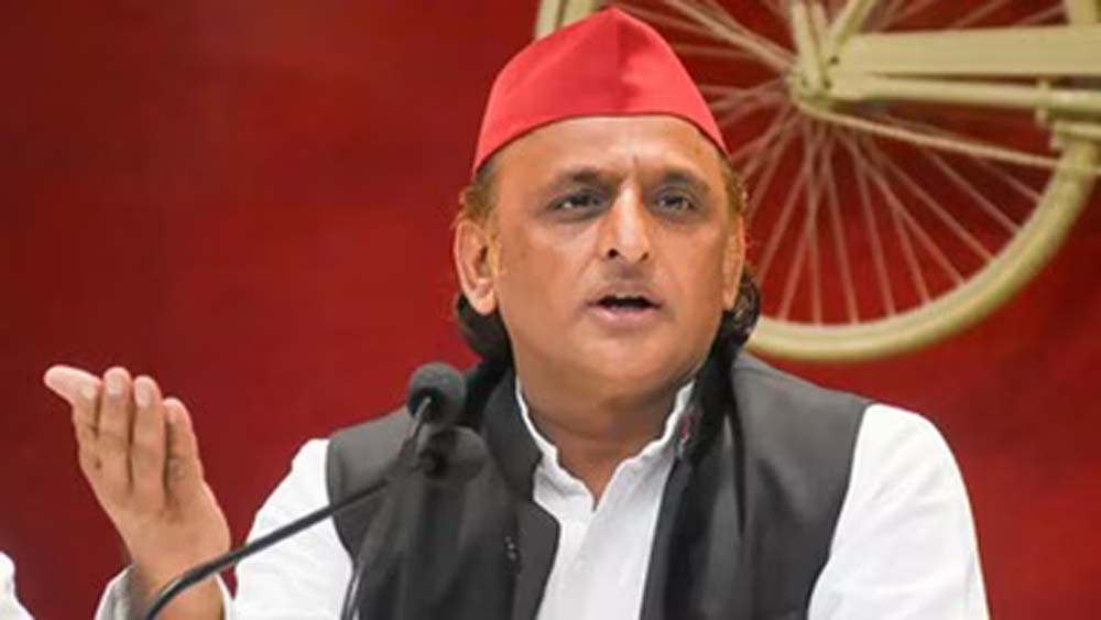 अखिलेश यादव के जलभराव वाले ट्वीट पर वाराणसी के महापौर का पलटवार अखिलेश यादव के जलभराव वाले ट्वीट पर वाराणसी के महापौर का पलटवार
