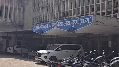 हेमचंद यादव विवि कुलपति के खिलाफ जांच तेज, उच्चस्तरीय समिति पहुंची विश्वविद्यालय