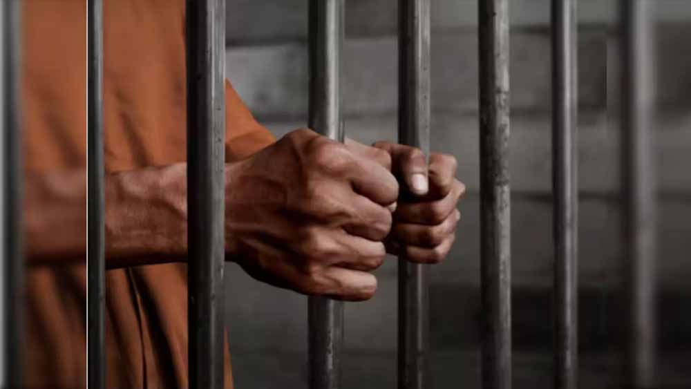 CG में विचाराधीन बंदियों को मिलेगी राहत, अंडर ट्रायल रिव्यू कमेटी ने दिए अहम निर्देश CG में विचाराधीन बंदियों को मिलेगी राहत, अंडर ट्रायल रिव्यू कमेटी ने दिए अहम निर्देश