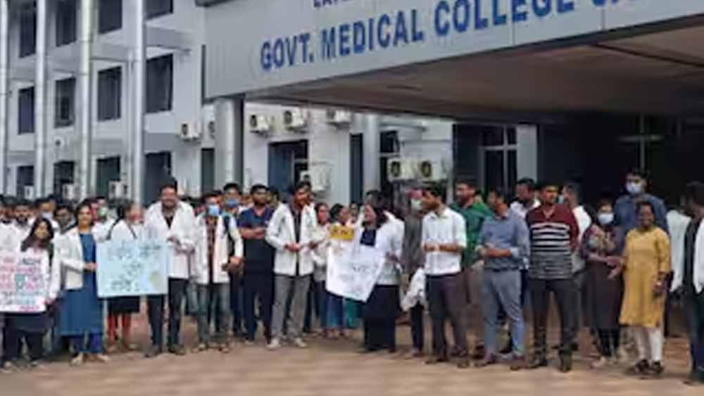CG में जूनियर डॉक्टरों की हड़ताल 7 दिन के लिए टली