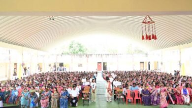 जुकेशन किट वितरण- उद्योग मंत्री लखन लाल देवांगन ने 1500 छात्राओं को दी सौगात, कॉलेजों में विशाल डोम निर्माण की घोषणा