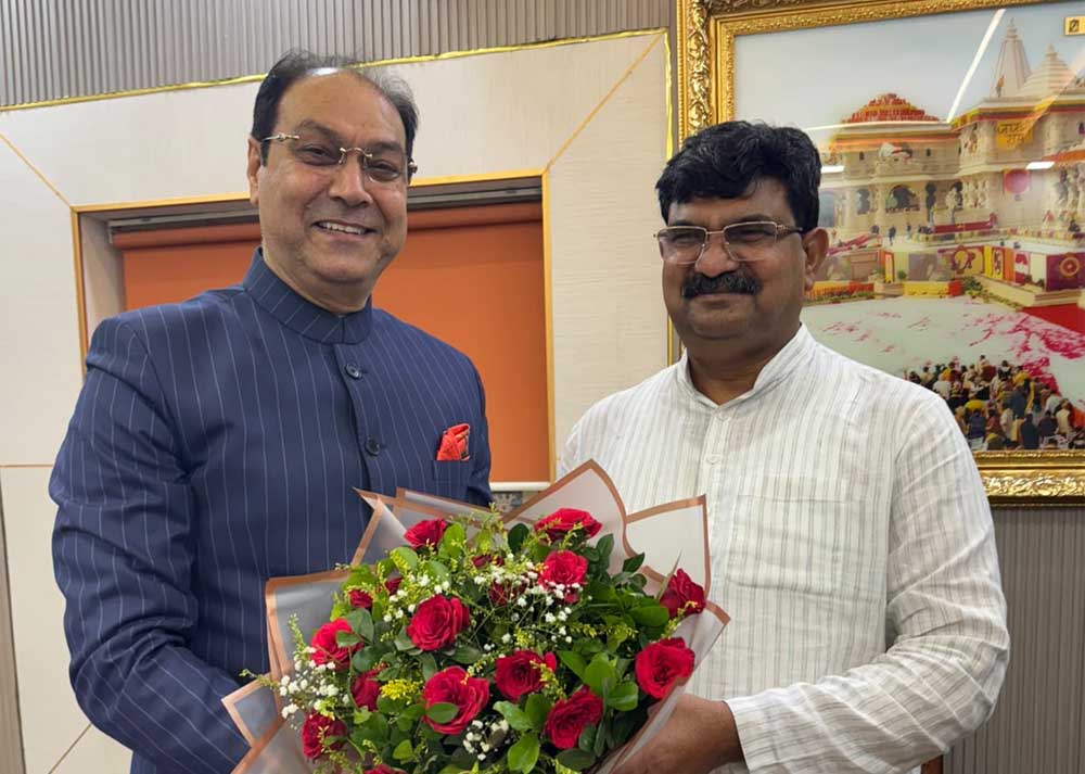 अल्पसंख्यक आयोग के अध्यक्ष मोहसिन रज़ा ने प्रदेश संगठन महामंत्री धर्मपाल सिंह जी से की भेंट अल्पसंख्यक आयोग के अध्यक्ष मोहसिन रज़ा ने प्रदेश संगठन महामंत्री धर्मपाल सिंह जी से की भेंट