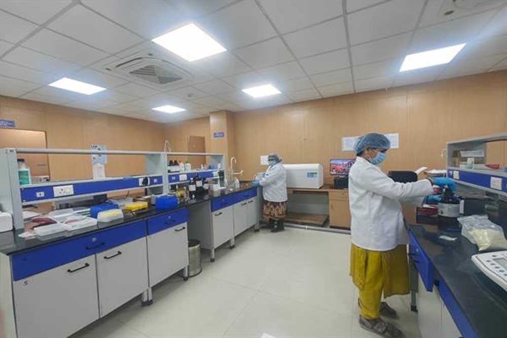 सहकारी क्षेत्र की पहली अत्याधुनिक राज्य स्तरीय डेयरी परीक्षण प्रयोगशाला बनकर तैयार सहकारी क्षेत्र की पहली अत्याधुनिक राज्य स्तरीय डेयरी परीक्षण प्रयोगशाला बनकर तैयार