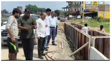 अंबिकापुर-रामानुजगंज NH पर घटिया निर्माण का आरोप, अध्यक्ष-उपाध्यक्ष ने मौके पर पहुंचकर रुकवाया काम