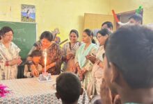 एकलव्य विद्यालय के बच्चों संग डॉ वर्णिका ने मनाया प्रधानमंत्री जी का जन्मदिन