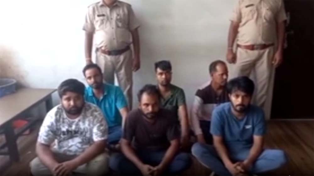 मंदसौर में साइबर ठगी गिरोह का पर्दाफाश, 6 आरोपी गिरफ्तार मंदसौर में साइबर ठगी गिरोह का पर्दाफाश, 6 आरोपी गिरफ्तार