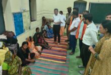 महानदी का जलस्तर बढ़ने से बाढ़ प्रभावित गांवों में राहत-बचाव कार्य जारी