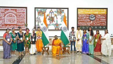 राष्ट्रपति से भेंट कर लौटे प्रतिभावान विद्यार्थियों ने मुख्यमंत्री श्री विष्णु देव साय से की सौजन्य मुलाकात