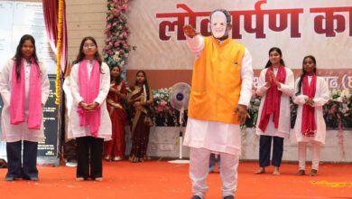नमो सेवा-अनकही कहानियां : छात्रों ने प्रधानमंत्री  नरेन्द्र मोदी के 25 वर्षों की सेवा यात्रा का किया मंचन