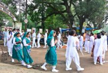 सेवा संकल्प अभियान के तहत नुक्कड़ नाटक और रंगोली से विद्यार्थियों ने दिया जागरूकता एवं राष्ट्र निर्माण का संदेश