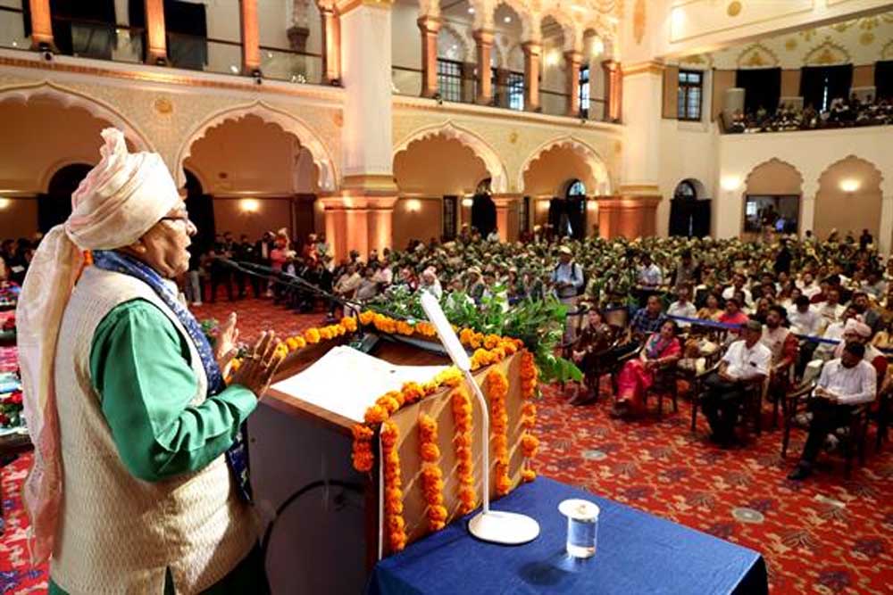 दीक्षांत शपथ का करें आजीवन पालन : राज्यपाल पटेल दीक्षांत शपथ का करें आजीवन पालन : राज्यपाल पटेल