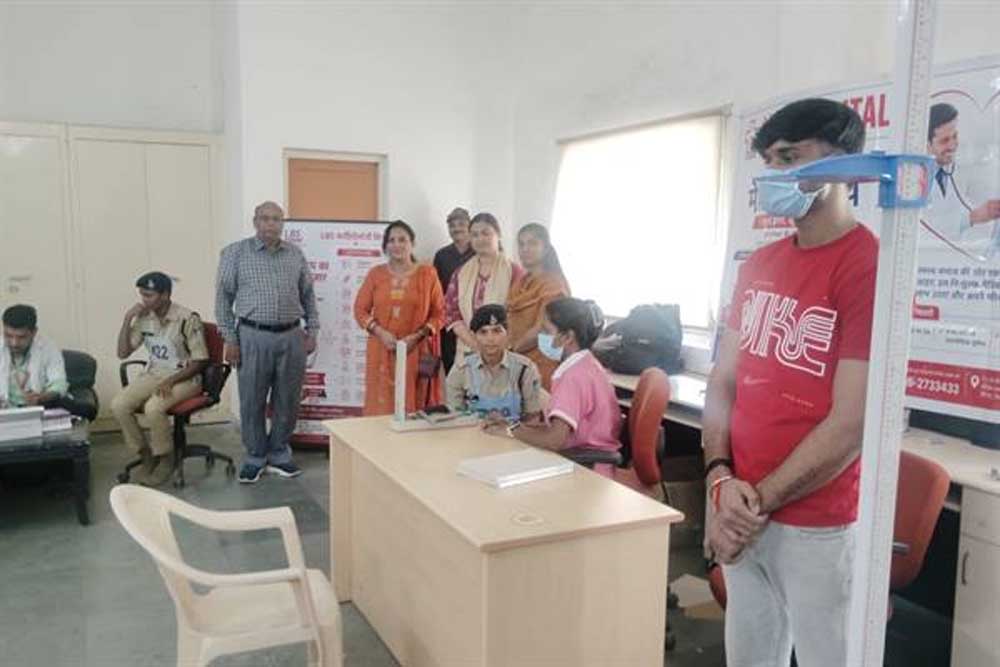 महिला नव आरक्षकों के स्वास्थ्य परीक्षण हेतु दो दिवसीय शिविर आयोजित महिला नव आरक्षकों के स्वास्थ्य परीक्षण हेतु दो दिवसीय शिविर आयोजित