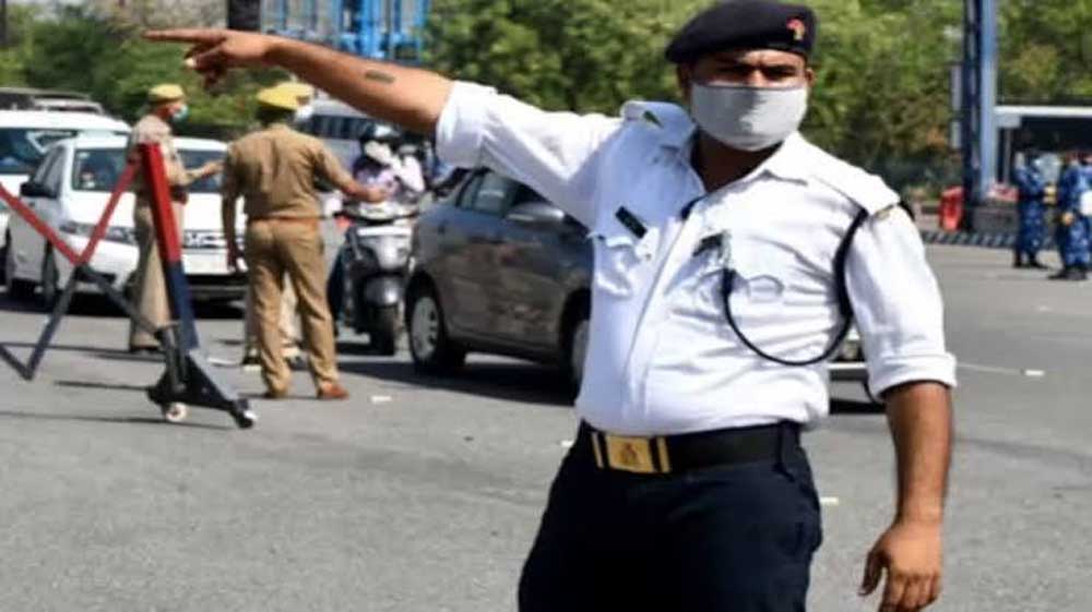 गणेश विसर्जन पर घर से निकलने से पहले जान लें रूट, शहर में रहेगा ट्रैफिक डायवर्जन गणेश विसर्जन पर घर से निकलने से पहले जान लें रूट, शहर में रहेगा ट्रैफिक डायवर्जन