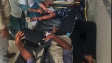 सागर शराब कांड में बड़ा एक्शन: बंडा TI और चौकी प्रभारी सस्पेंड, ठेकेदार समेत 20 पर FIR