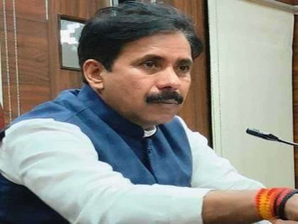 ‘लाल टोपी वालों के कारनामे भूली नहीं है यूपी की जनता’, अखिलेश पर अनिल राजभर का तीखा हमला ‘लाल टोपी वालों के कारनामे भूली नहीं है यूपी की जनता’, अखिलेश पर अनिल राजभर का तीखा हमला