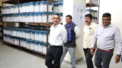 भोपाल में राजनीतिक दलों की मौजूदगी में खुला EVM गोदाम, कलेक्टर प्रियंक मिश्रा ने जांची सुरक्षा व्यवस्था