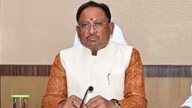 वायरल वीडियो पर CM साय का एक्शन, अंबिकापुर की खराब सड़क पर कलेक्टर को दिए तत्काल सुधार के निर्देश