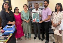 पीआईबी भोपाल के नेतृत्व में जम्मू पहुंचे पत्रकारों के अध्ययन दल ने जम्मू की पीआईबी निदेशक सुनेहा जलाली से की भेंट