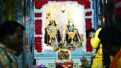 उप मुख्यमंत्री एवं कवर्धा विधायक विजय शर्मा ने श्रीकृष्ण जन्माष्टमी पर श्री राधा-कृष्ण बड़े मंदिर में की पूजा-अर्चना