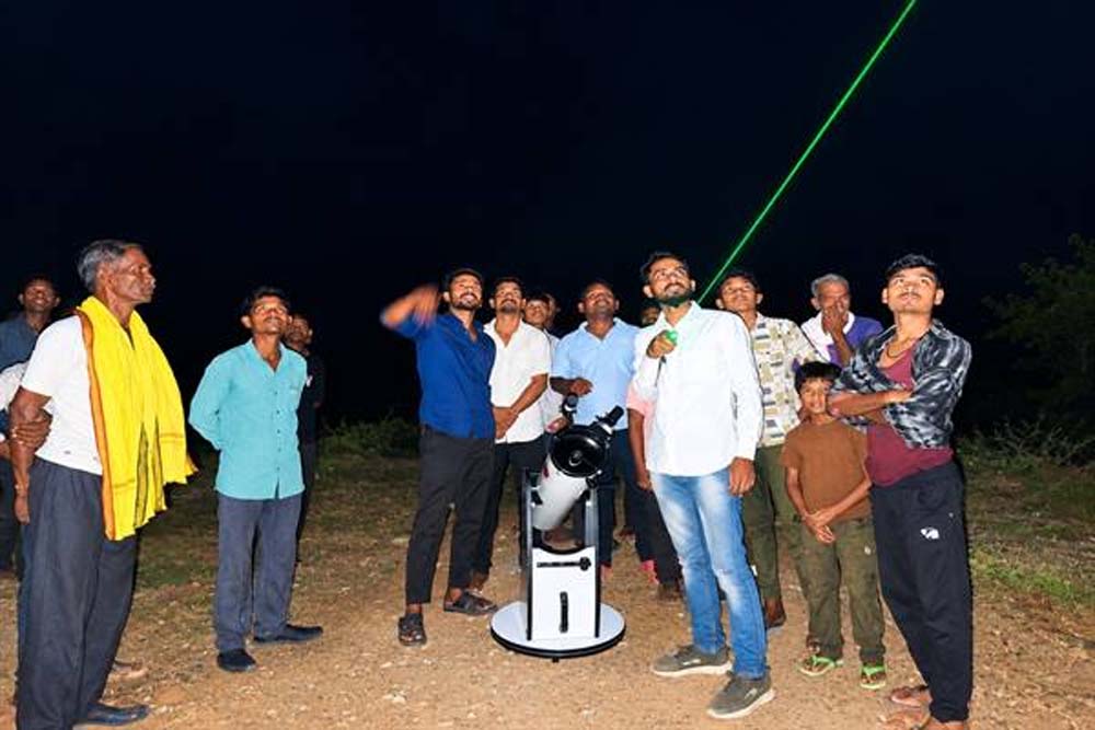 तारों की छांव में निखरेगा मध्यप्रदेश का पर्यटन तारों की छांव में निखरेगा मध्यप्रदेश का पर्यटन