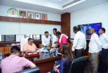 पर्यटन एवं संस्कृति मंत्री  राजेश अग्रवाल ने मंत्रालय स्थित कार्यालय में आगंतुकों से की मुलाकात
