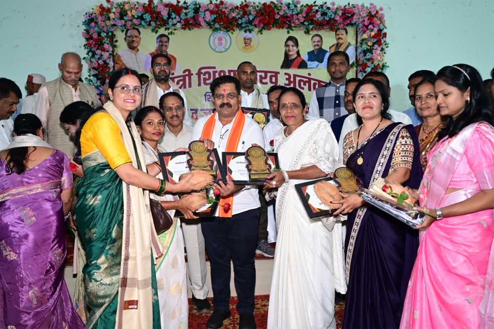 शिक्षकों का समाज में स्थान सदैव आदरणीय एवं अग्रणी-उप मुख्यमंत्री एवं कवर्धा विधायक विजय शर्मा