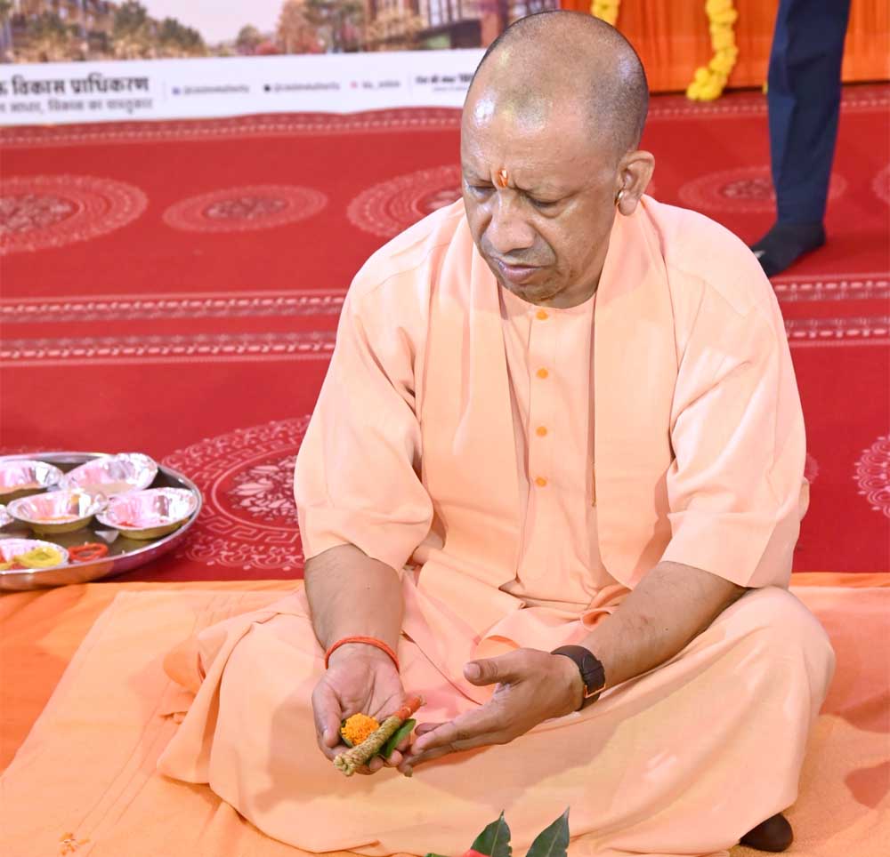 गोरखनाथ मंदिर में आहुत श्रद्धांजलि सप्ताह में सम्मिलित होंगे मुख्यमंत्री गोरखनाथ मंदिर में आहुत श्रद्धांजलि सप्ताह में सम्मिलित होंगे मुख्यमंत्री