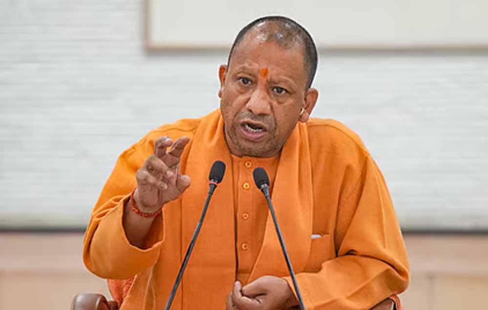 नियुक्ति पाने वालों से पैसे मांगने वाले को जेल में सड़ना पड़ेगा: सीएम योगी नियुक्ति पाने वालों से पैसे मांगने वाले को जेल में सड़ना पड़ेगा: सीएम योगी