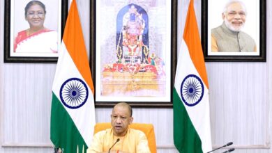 कार्य की अपेक्षित प्रगति न देख सीएम ने अफसरों को लगाई कड़ी फटकार