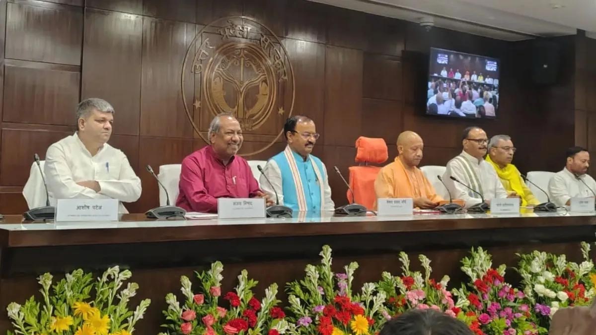 100 एआई स्टार्टअप को बढ़ावा और पांच लाख युवाओं को मिलेगा प्रशिक्षण 100 एआई स्टार्टअप को बढ़ावा और पांच लाख युवाओं को मिलेगा प्रशिक्षण