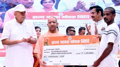 किसानों का पैसा हजम कर गए सपाई, उसी का श्राप ले डूबा : मुख्यमंत्री योगी आदित्यनाथ किसानों का पैसा हजम कर गए सपाई, उसी का श्राप ले डूबा : मुख्यमंत्री योगी आदित्यनाथ