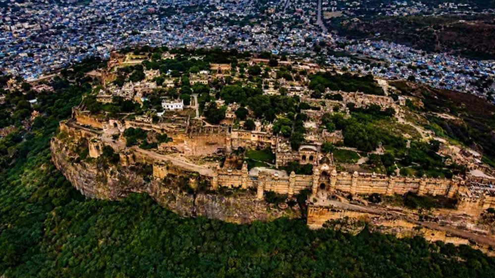 ग्वालियर में पर्यटन को मिलेगा बढ़ावा, फूलबाग एक्सपीरियंस जोन के विकास कार्यों ने पकड़ी रफ्तार