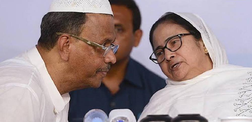 फिरहाद हकीम का बड़ा बयान, बोले- शुभेंदु अधिकारी होते TMC के CM; ममता बनर्जी से क्यों जताई नाराजगी? फिरहाद हकीम का बड़ा बयान, बोले- शुभेंदु अधिकारी होते TMC के CM; ममता बनर्जी से क्यों जताई नाराजगी?