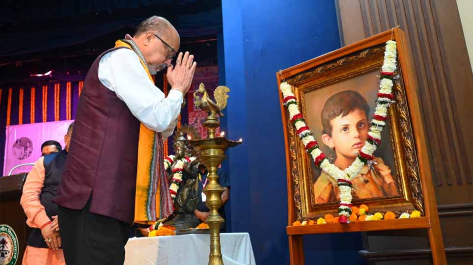 डिजिटल माध्यमों से छत्तीसगढ़ की लोककलाओं को दुनिया तक पहुंचाएं- राज्यपाल रमेन डेका