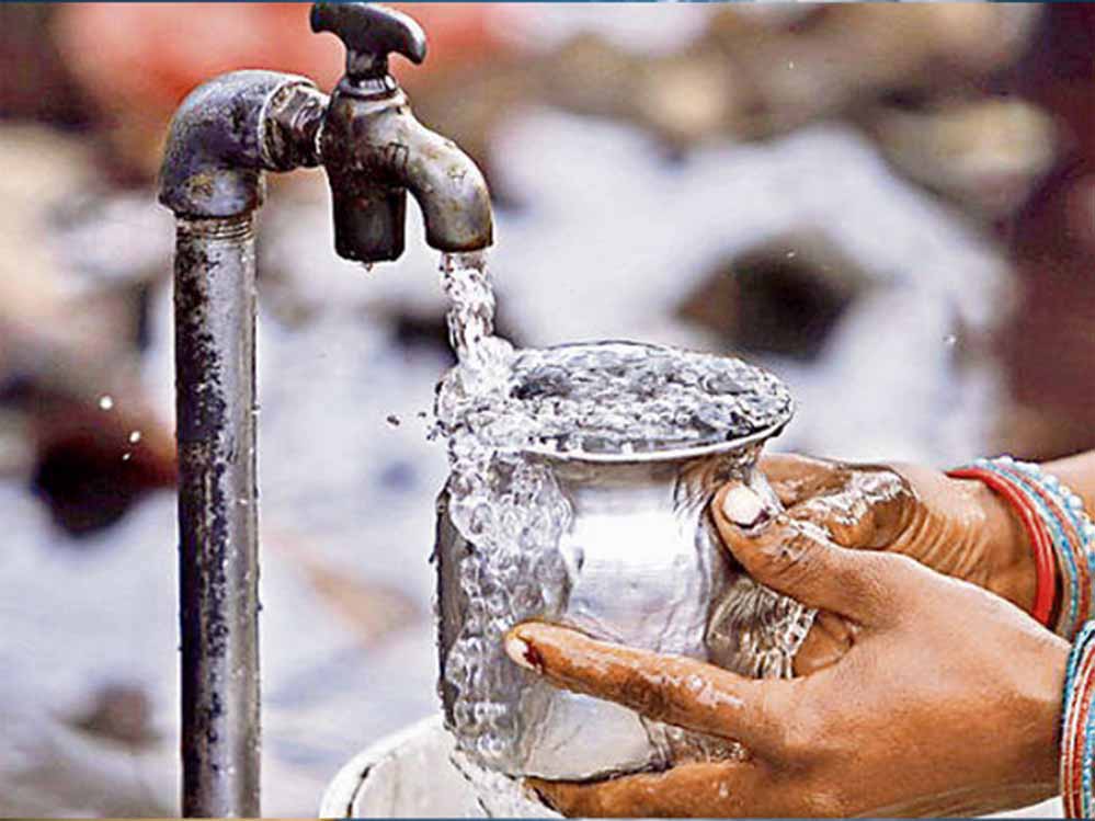 योगी सरकार का बड़ा फैसला, ग्रामीण पेयजल योजनाओं के लिए 1,242 करोड़ रुपये की दी स्वीकृति