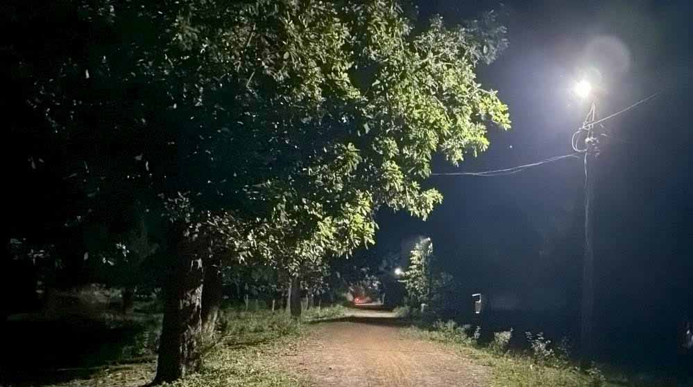 मुख्यमंत्री हेल्पलाइन पर एक कॉल से दूर हुआ गांव का अंधेरा