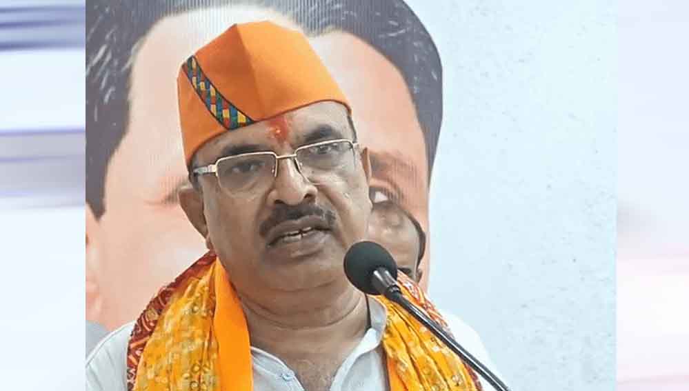 नवरात्र में देवी मंदिरों से अखिलेश ने बनाई दूरी, यह तुष्टिकरण की पराकाष्ठा: प्रकाश पाल