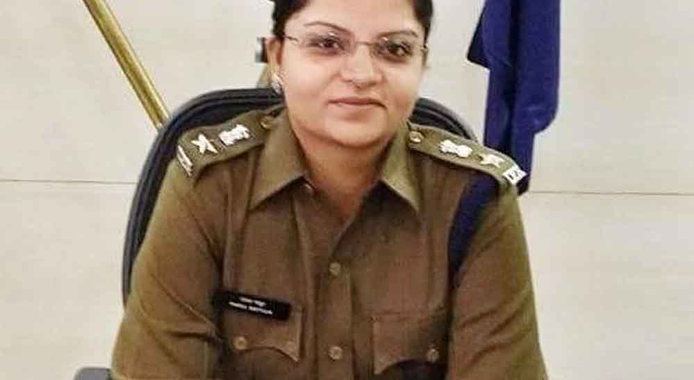 IPS पारुल माथुर कौन हैं? दूसरी कोशिश में क्रैक किया UPSC, अब रतनलाल डांगी केस की करेंगी जांच IPS पारुल माथुर कौन हैं? दूसरी कोशिश में क्रैक किया UPSC, अब रतनलाल डांगी केस की करेंगी जांच