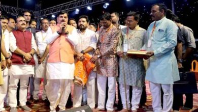 उज्जैन में गरबा आयोजनों में शामिल हुए CM डॉ. मोहन यादव, महानवमी-विजयादशमी की दी शुभकामनाएं