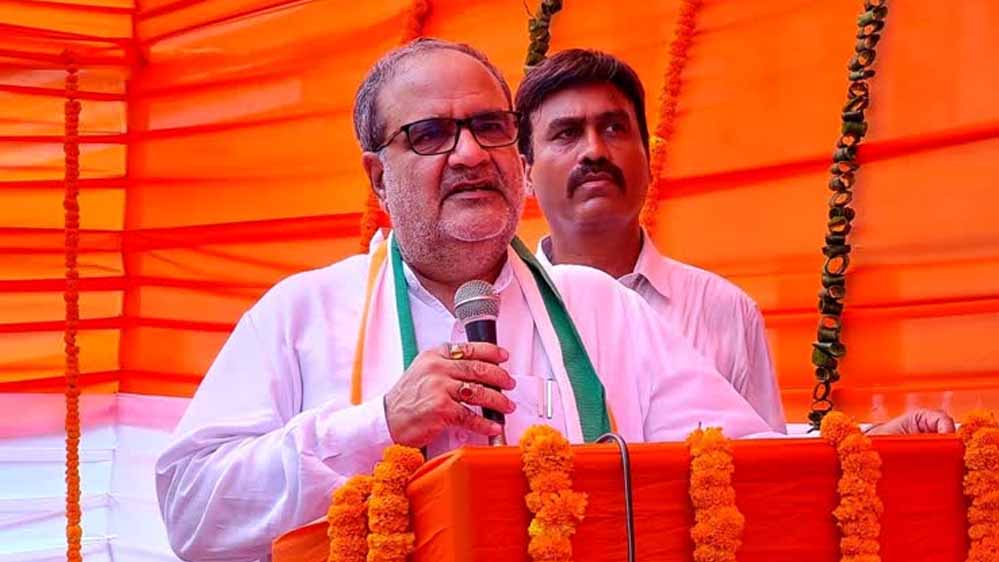 अखिलेश के खिलाफ मंत्रियों ने खोला मोर्चा, चौधरी भूपेंद्र सिंह और राजभर ने गिनाए पुराने कारनामे अखिलेश के खिलाफ मंत्रियों ने खोला मोर्चा, चौधरी भूपेंद्र सिंह और राजभर ने गिनाए पुराने कारनामे