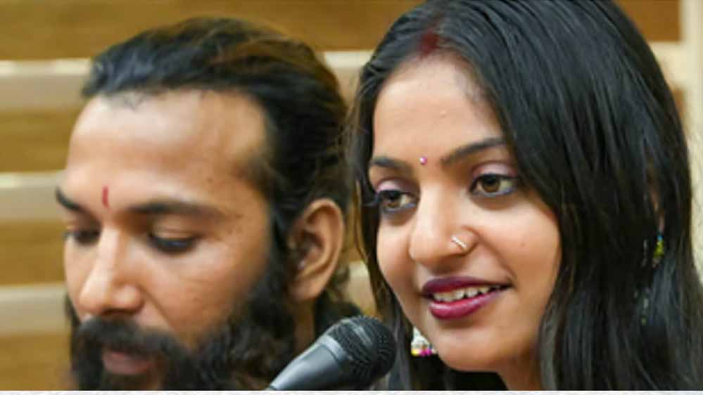 हाईकोर्ट का बड़ा फैसला, वायरल गर्ल को सुने बिना जन्मतिथि बदलना गलत हाईकोर्ट का बड़ा फैसला, वायरल गर्ल को सुने बिना जन्मतिथि बदलना गलत