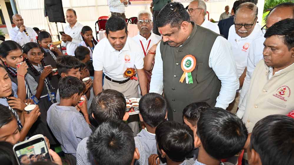 शिक्षा मंत्री गजेन्द्र यादव ने स्कूलों में साईंश्योर न्यूट्रिशन पायलट प्रोजेक्ट का किया शुभारंभ शिक्षा मंत्री गजेन्द्र यादव ने स्कूलों में साईंश्योर न्यूट्रिशन पायलट प्रोजेक्ट का किया शुभारंभ