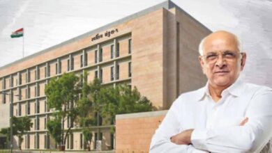 गुजरात में UCC लागू, राष्ट्रपति की मंजूरी के बाद गजट नोटिफिकेशन जारी गुजरात में UCC लागू, राष्ट्रपति की मंजूरी के बाद गजट नोटिफिकेशन जारी