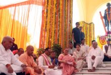 मुख्यमंत्री ने राष्ट्रपिता महात्मा गांधी की प्रतिमा पर किया पुष्पार्चन