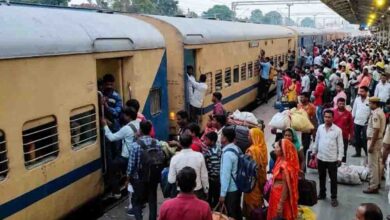 दीवाली पर रेलवे में सीटों की मारामारी, दिल्ली-भोपाल रूट की लंबी दूरी की ट्रेनें फुल
