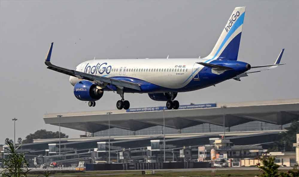 IndiGo यात्रियों को झटका! बढ़ा फ्यूल चार्ज, टिकट पर ₹1,200 तक ज्यादा देने होंगे; जानें कब से लागू IndiGo यात्रियों को झटका! बढ़ा फ्यूल चार्ज, टिकट पर ₹1,200 तक ज्यादा देने होंगे; जानें कब से लागू